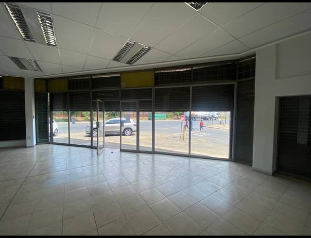 204M² OFFICE TO LET IN INDUSTRIA